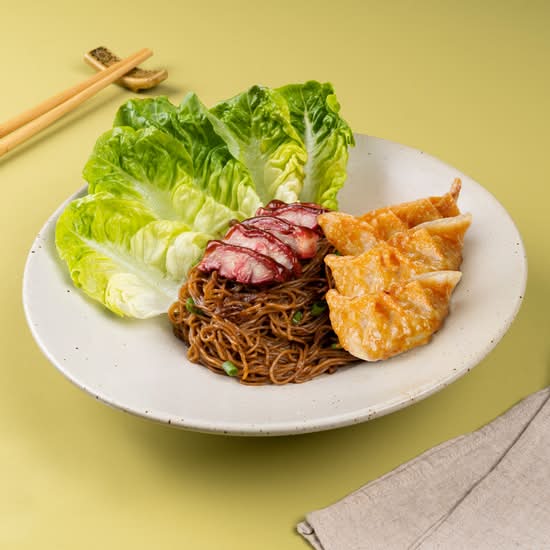 D372 BBQ Chicken Egg Noodles 蜜汁鸡肉全蛋面